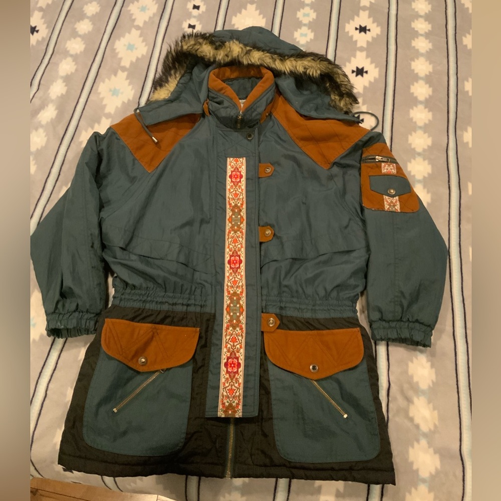 Julia Michaels Vintage Green/Embroidered Detail Ski Jacket